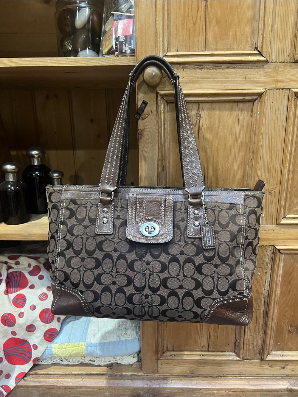 Coach F13974 Hamptons Signature Carryall Tote
